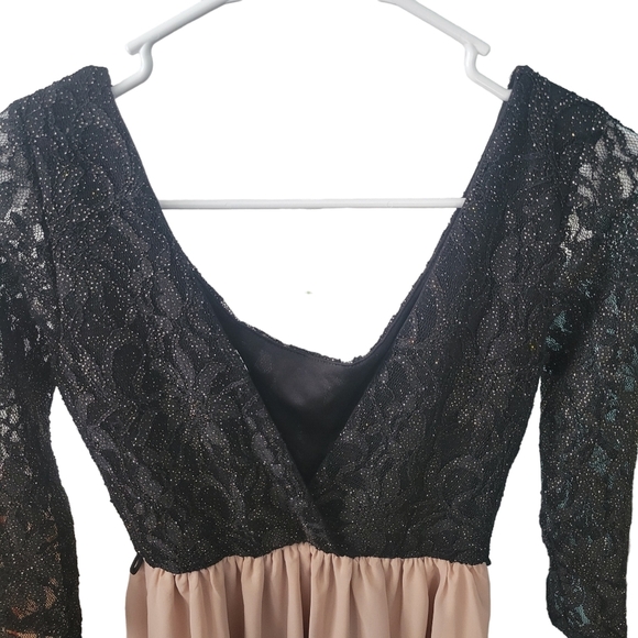 Candy Rose Dress - Picture 4 of 8